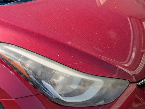 Used 2016 Hyundai Elantra SE w/ Option Group 02 image 9