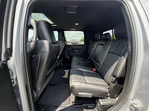 Used 2022 RAM 2500 Limited AWD/4WD image 7