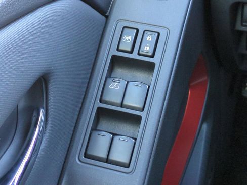 Used 2023 Nissan Frontier PRO-4X w/ Pro-4X Premium Package image 13