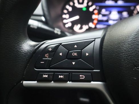 Used 2021 Nissan Altima 2.5 SV FWD image 19