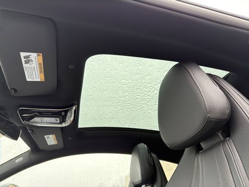 New 2026 Mercedes-Benz CLE 300 4MATIC Coupe image 23