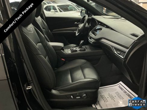 Used 2021 Cadillac XT4 Premium Luxury image 12