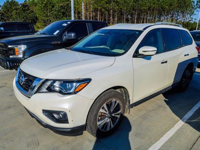 Used 2020 Nissan Pathfinder SV w/ Cargo Package