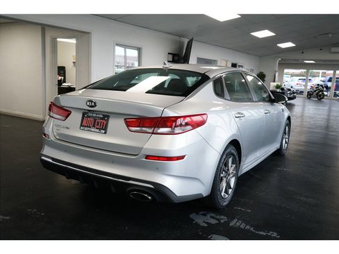 Used 2019 Kia Optima LX image 7