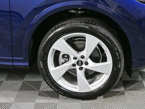 New 2025 Audi Q5 2.0T Premium Plus image 38