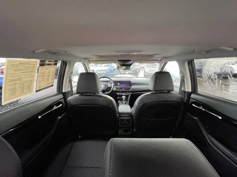 Certified 2024 Kia Seltos SX w/ SX Sunroof Package AWD/4WD image 21