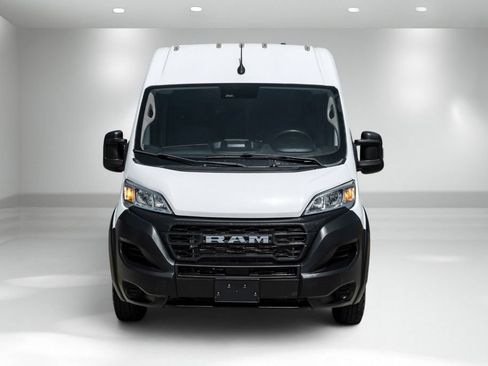 Used 2023 RAM ProMaster 2500 FWD image 4