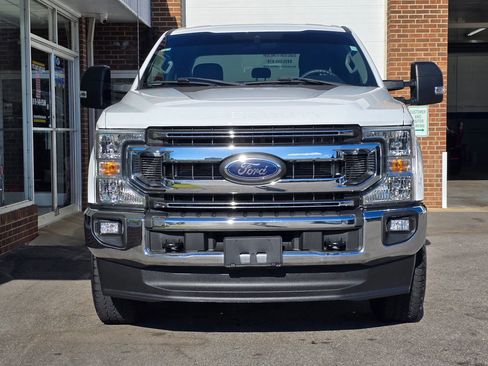 Used 2022 Ford F250 XLT w/ XLT Value Package image 4