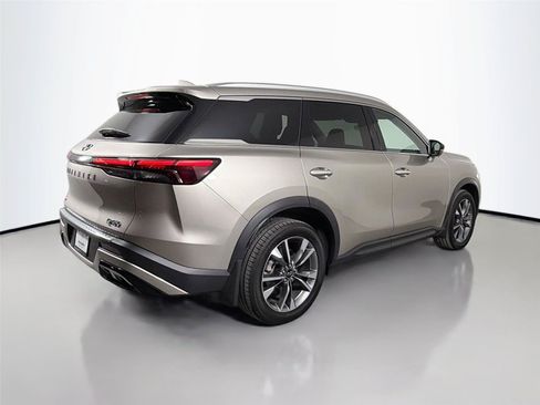 Used 2023 INFINITI QX60 Luxe w/ Cargo Package AWD/4WD image 6