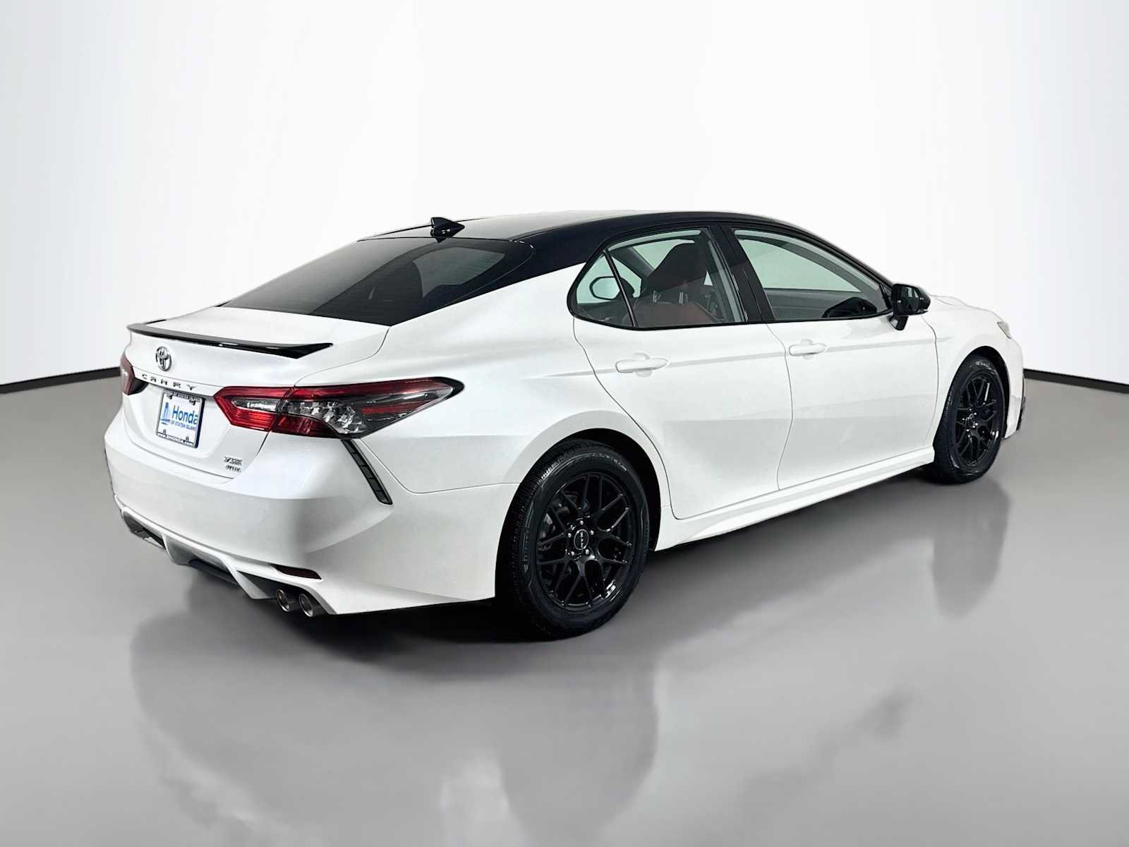 Used 2023 Toyota Camry XSE w/ Cold Weather Package AWD/4WD image 7