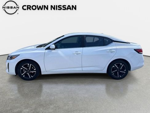 Certified 2024 Nissan Sentra SV FWD image 4