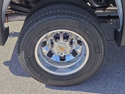 New 2026 Chevrolet Silverado 3500 LT w/ Safety Package image 7