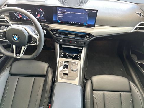 Used 2025 BMW 230i Coupe w/ M Sport Package RWD image 12
