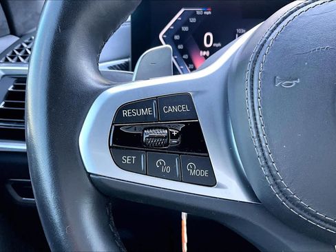 Used 2025 BMW X7 xDrive40i w/ M Sport Package image 23