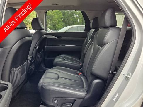Used 2022 Hyundai Palisade SEL w/ Premium Package FWD image 10