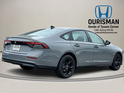 New 2025 Honda Accord SE image 3