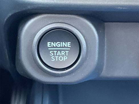 New 2025 Ford Maverick XLT w/ XLT Luxury Package image 5