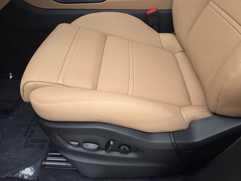 New 2026 Porsche Cayenne AWD/4WD image 17