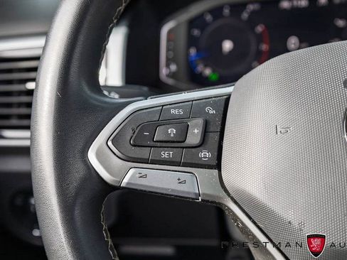 Used 2023 Volkswagen Atlas SE AWD/4WD image 13