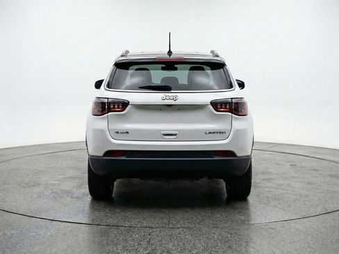Used 2025 Jeep Compass Limited image 7