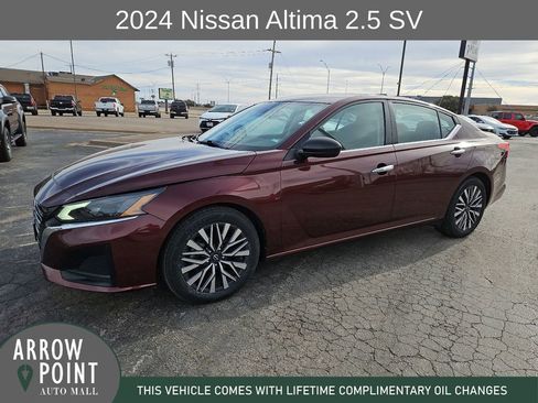 Used 2024 Nissan Altima 2.5 SV image 5