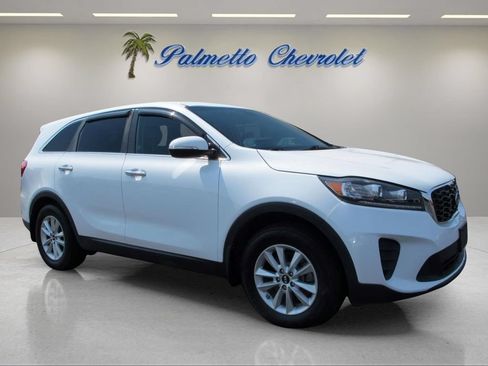 Used 2020 Kia Sorento LX FWD image 1