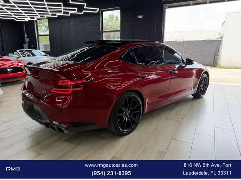Used 2022 Genesis G70 2.0T w/ Prestige Package AWD/4WD image 9