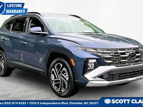 Used 2025 Hyundai Tucson Limited AWD/4WD image 1
