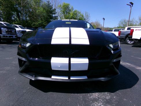 Used 2020 Ford Mustang GT Premium w/ Equipment Group 401A RWD image 3