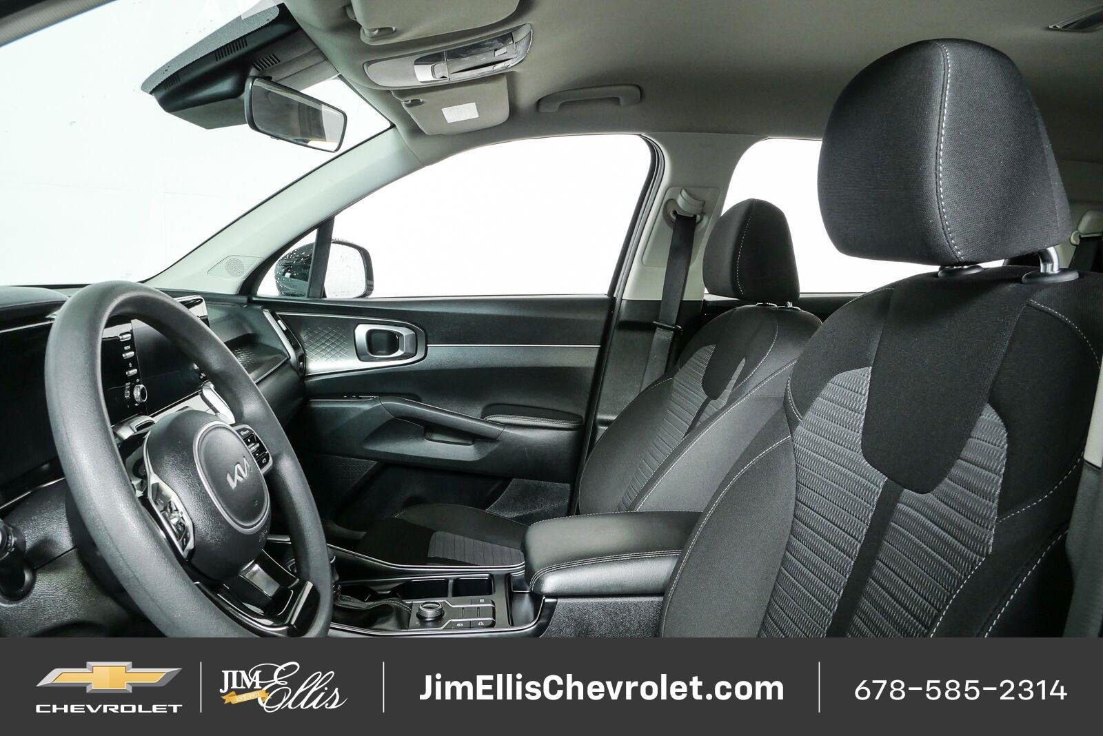 Used 2022 Kia Sorento LX AWD/4WD image 5