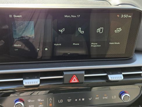 New 2026 Kia Sportage S image 11