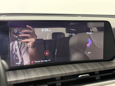Used 2023 Kia Telluride SX FWD image 19