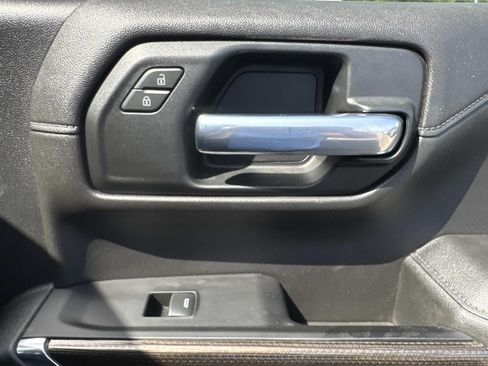 Used 2022 Chevrolet Silverado 1500 LT Trail Boss w/ Bed Protection Package AWD/4WD image 15