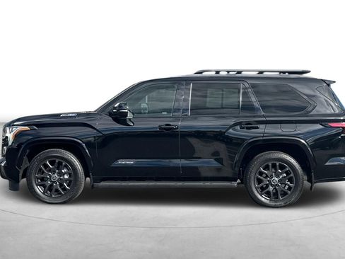 Used 2024 Toyota Sequoia Platinum image 3
