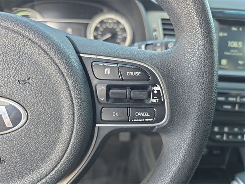 Used 2019 Kia Niro LX image 21