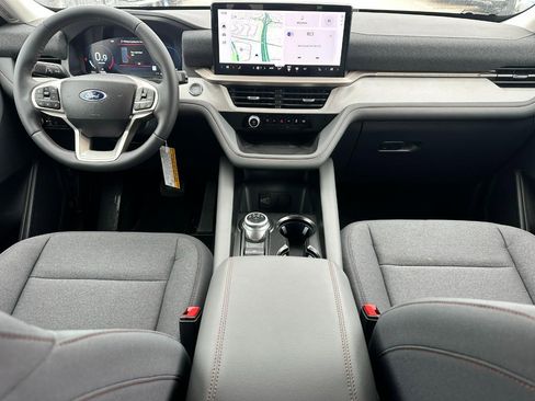 New 2026 Ford Explorer Active image 6