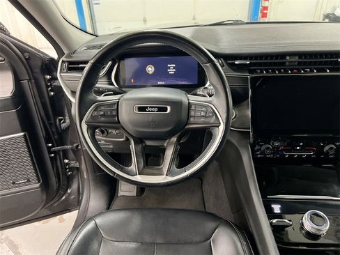 Used 2021 Jeep Grand Cherokee L Limited image 20