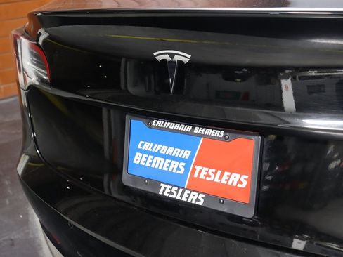 Used 2023 Tesla Model 3 Standard Range image 46