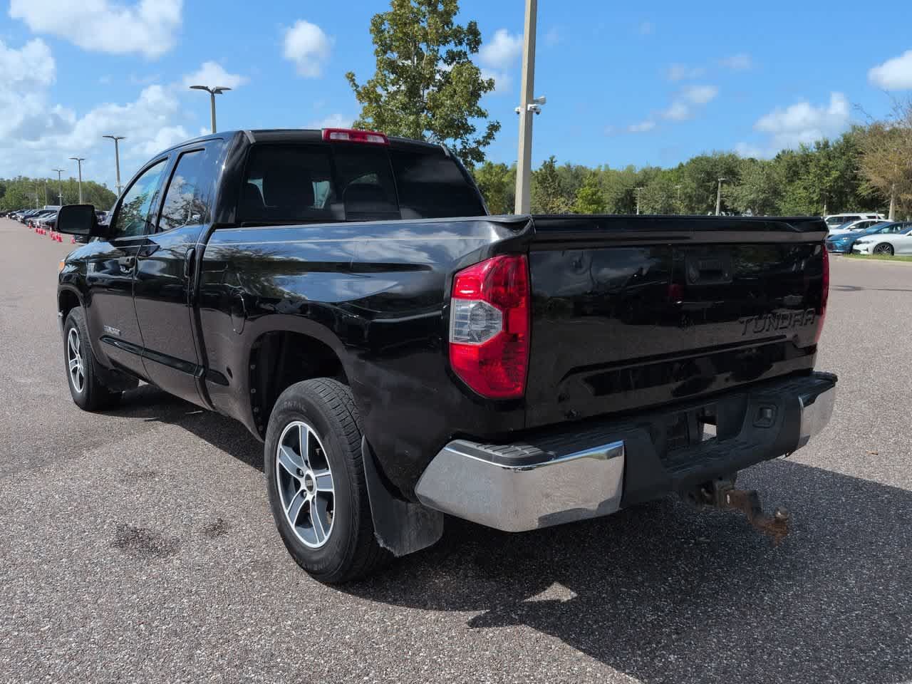 Used 2014 Toyota Tundra SR5 w/ SR5 Upgrade Package RWD image 4