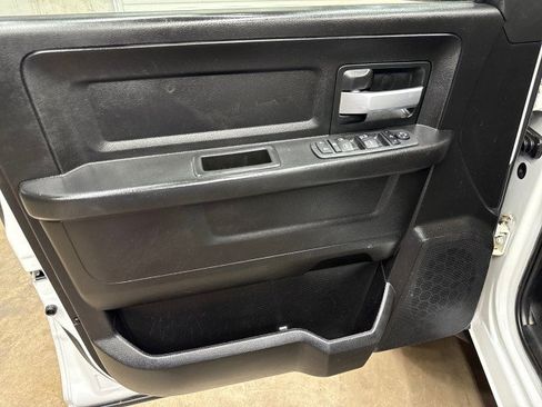 Used 2019 RAM 5500 4x4 Crew Cab image 27