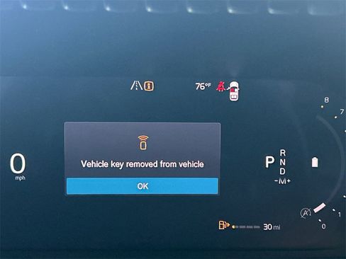 New 2026 Volvo XC90 B6 Plus w/ Protection Package Premier image 14