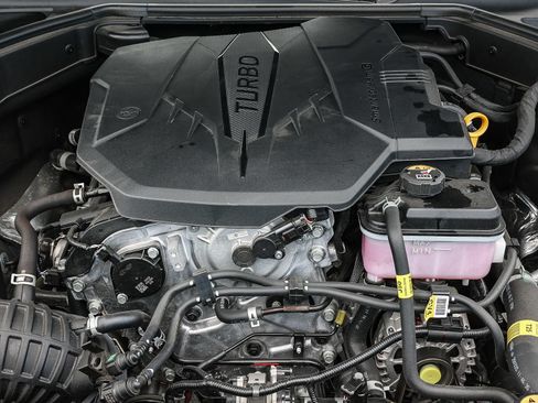 Used 2026 Genesis G70 2.5T Prestige RWD image 10