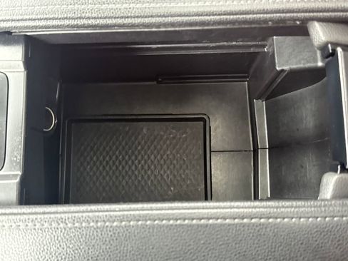 Used 2024 Toyota Grand Highlander AWD Hybrid image 28