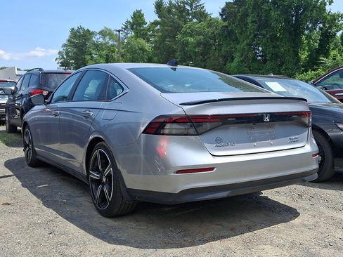 Used 2023 Honda Accord Sport image 5