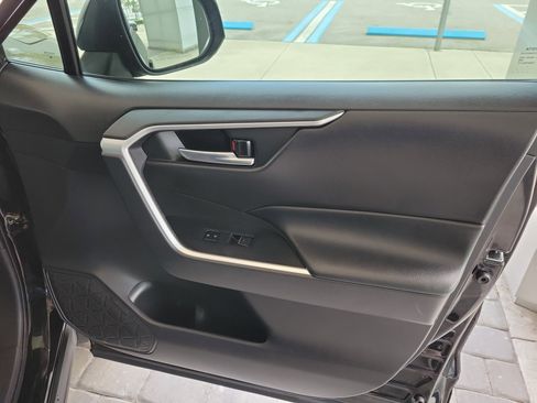 Certified 2022 Toyota RAV4 XLE Premium image 29