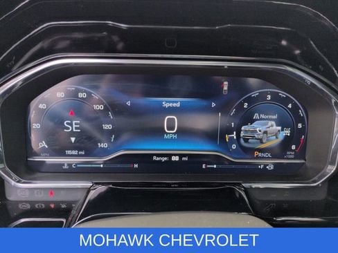 Used 2025 Chevrolet Silverado 2500 LT w/ Trail Boss Package AWD/4WD image 13
