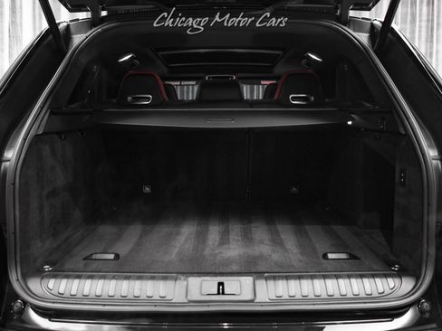 Used 2022 Land Rover Range Rover Sport SVR image 59
