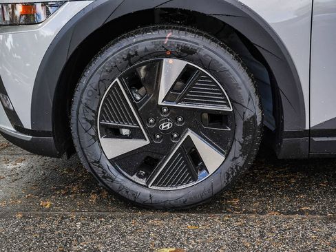 New 2026 Hyundai Ioniq 5 SEL image 4