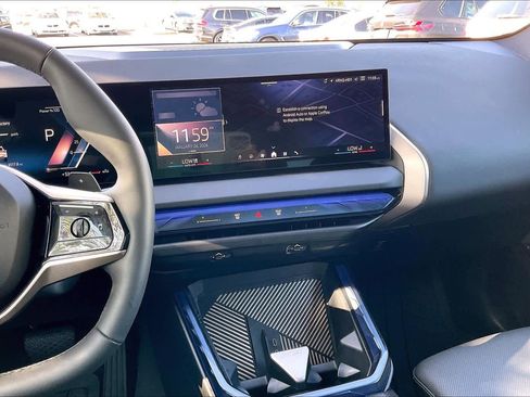 Used 2025 BMW X3 xDrive30i w/ Convenience Package image 9