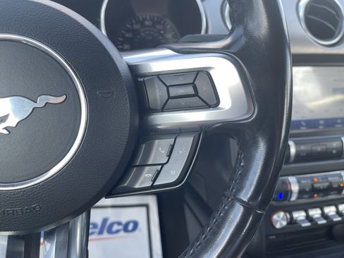 Used 2022 Ford Mustang Premium image 17
